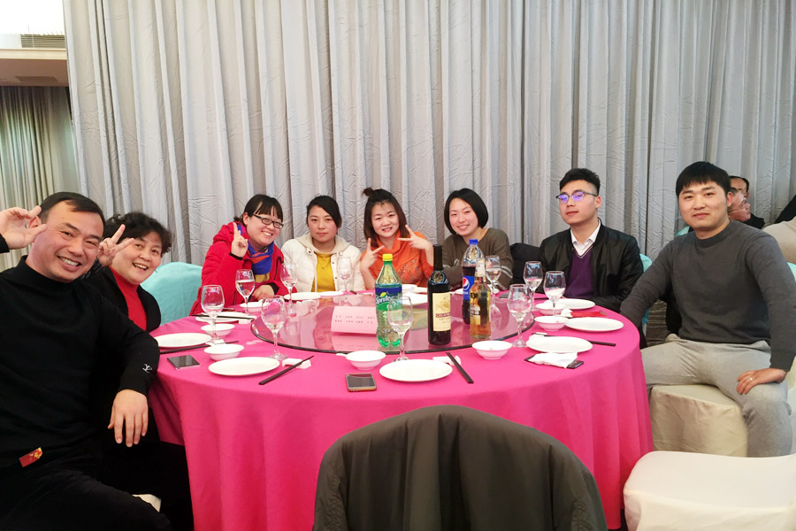 贏戰(zhàn)豬年、共創(chuàng)輝煌--山美股份隆重舉行2018年度表彰大會暨2019迎新年會