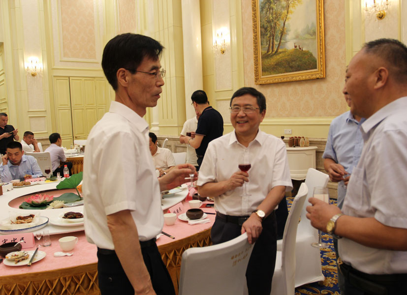 楊安民從業(yè)卅五周年系列報(bào)道--“璀璨卅五年，榮耀共分享”紀(jì)念晚宴